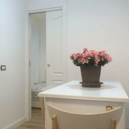 Camilla Pigneto Apartamento *